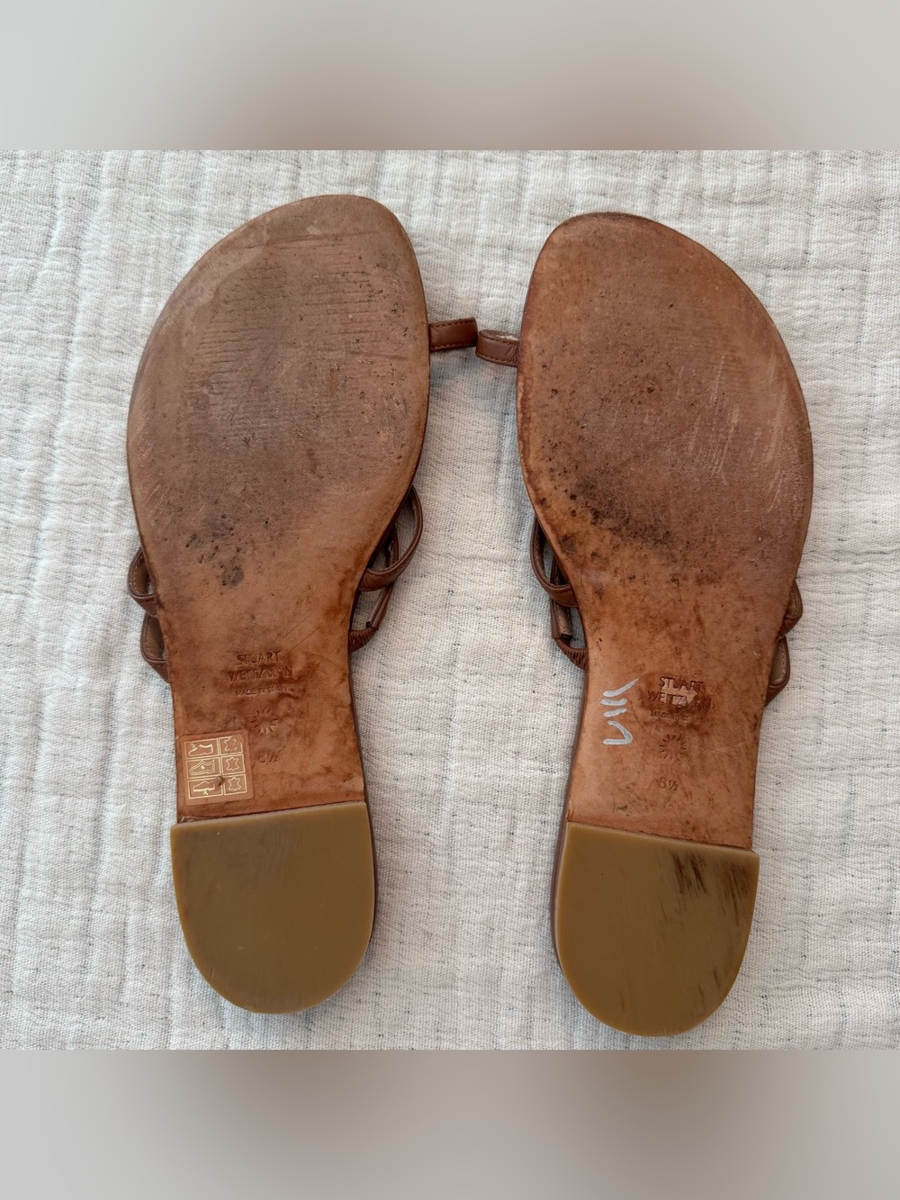 Stuart Weitzman Brown Flat Leather Minimalist Sandals Size 8.5 - Picture 2 of 4